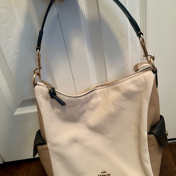Coach White/Tan Leather Hobo Bag, zippered with small buckles on the side - Picture 7 of 16